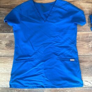 Figs Casma Three-Pocket Scrub Top